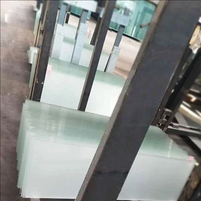 Pannello in vetro smerigliato acidato